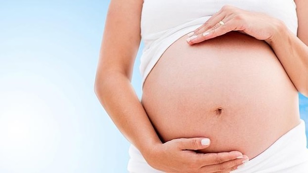 No podrán inscribirse en el Registro Civil español los niños nacidos en vientre de alquiler